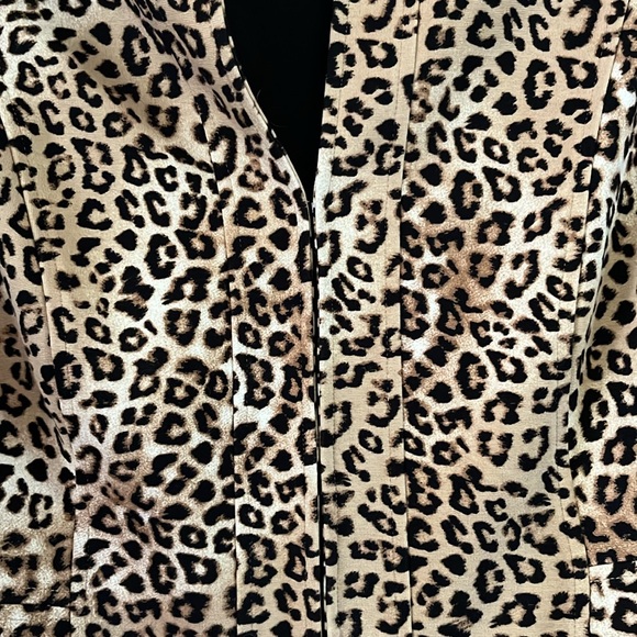 Animal Print jacket - Picture 3 of 7